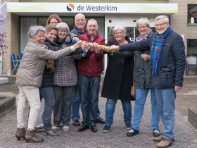 Estafettestok vrijwilligerswerk naar de Westerkim